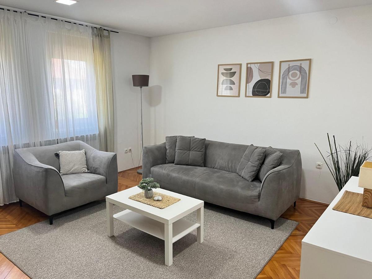 Apartman Mara Mala Subotica Exterior foto